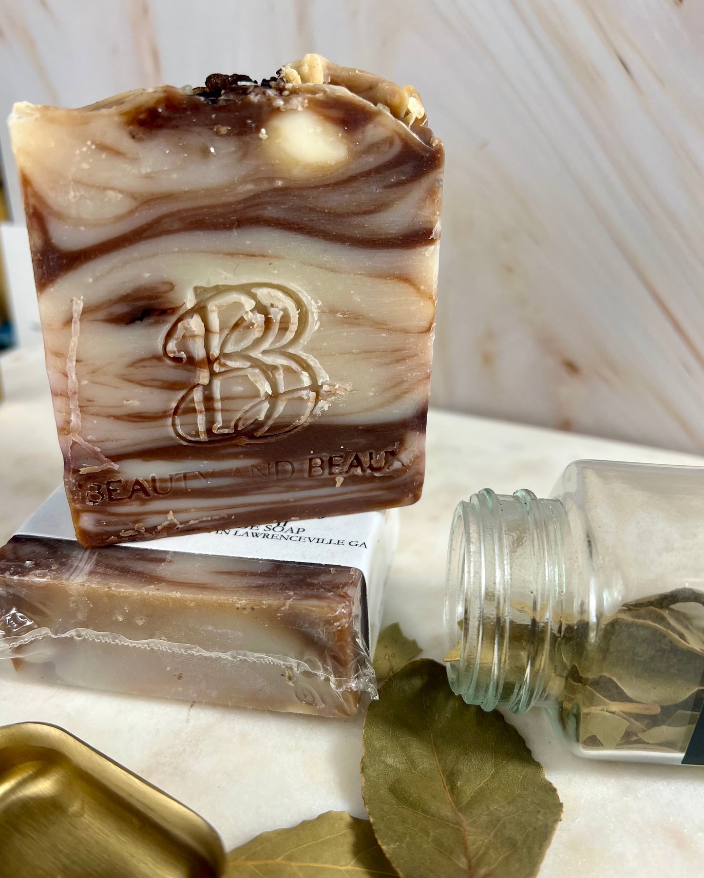 Tobacco & Bayleaf