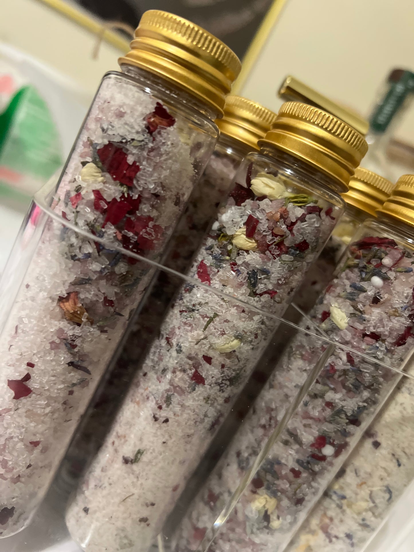 Flower Bomb Bath Salt