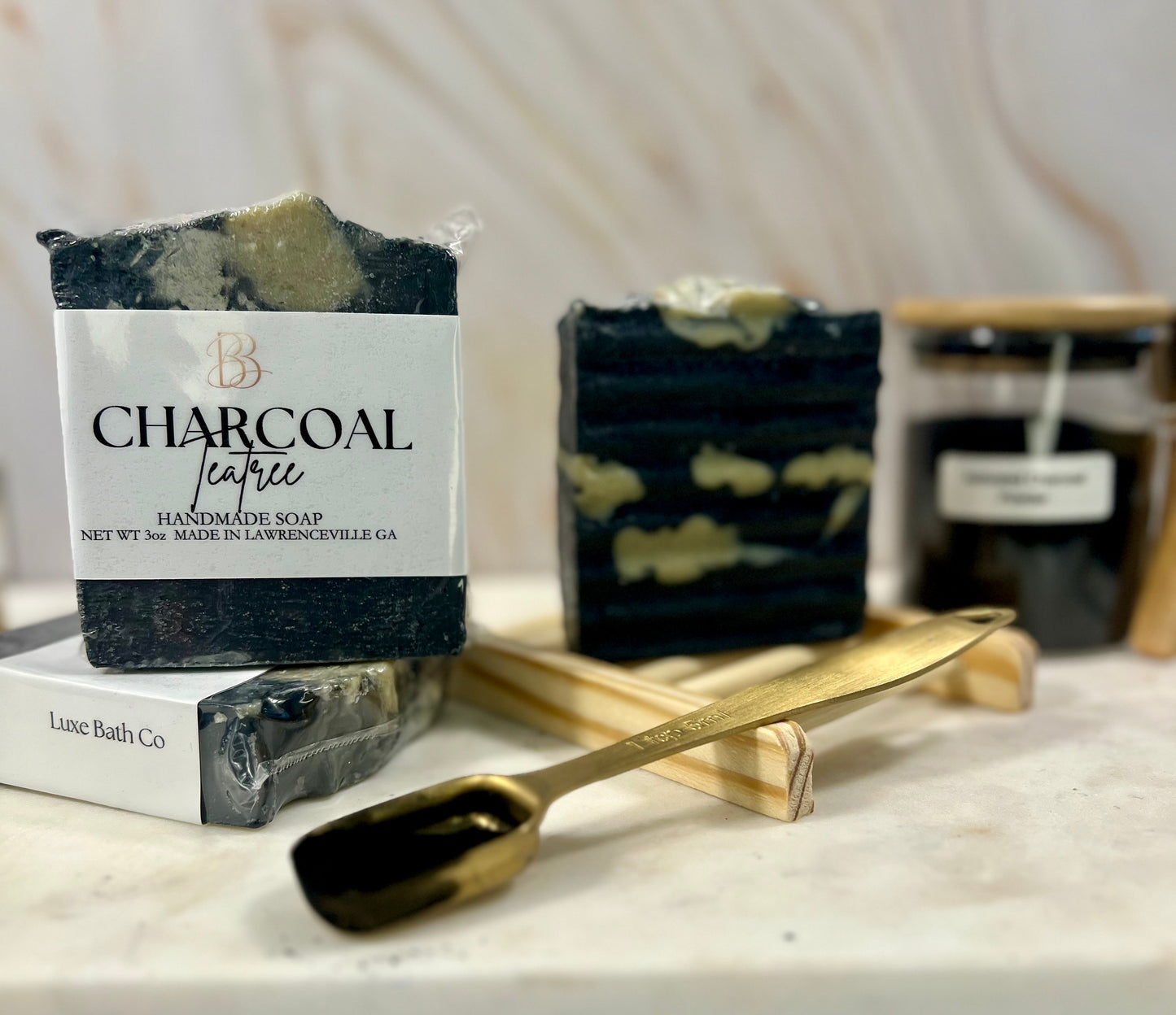 Charcoal & Clay w/ Tea Tree